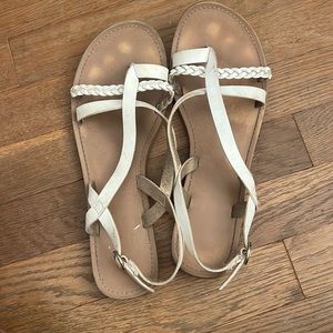 Faded Glory white sandals